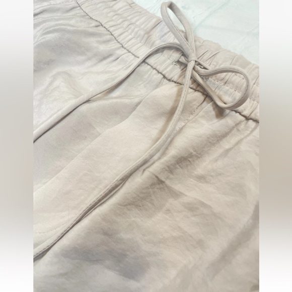 Zara Modal Blend Satin Style Pants W/Pocket Drawstring Woman’s Size XL Beige  - Picture 3 of 16